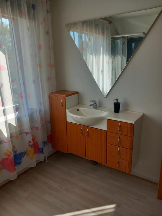 Vila Alexandra Hotel Baekke Bagian luar foto